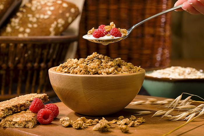 A bowl of whole grain cereal 